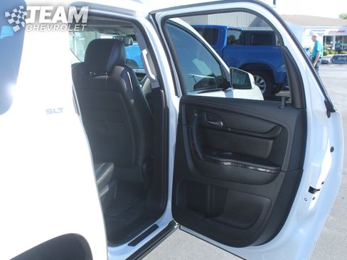 Used 2017 GMC Acadia Limited SLT image 25