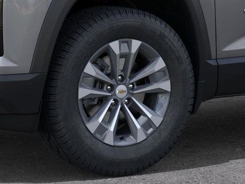 New 2026 Chevrolet Equinox LT w/ Convenience Package II FWD image 9