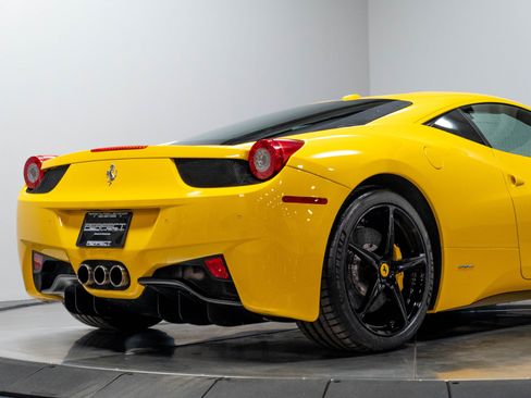 Used 2010 Ferrari 458 Italia Coupe RWD image 19