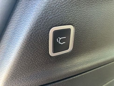 New 2026 Chrysler Pacifica Limited w/ S Appearance Package image 29