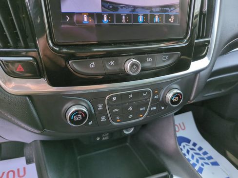 Used 2020 Chevrolet Traverse RS AWD/4WD image 28