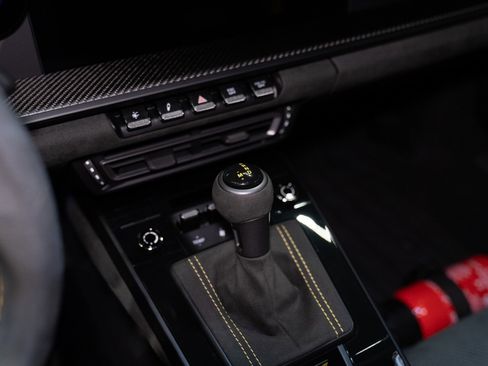 Used 2024 Porsche 911 GT3 RS RWD image 30