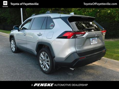 Used 2024 Toyota RAV4 XLE Premium FWD image 10
