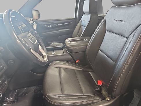 Used 2022 GMC Yukon XL Denali w/ Denali Ultimate Package AWD/4WD image 21