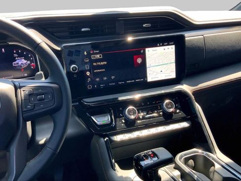 Used 2026 GMC Sierra 1500 AT4 w/ AT4 Premium Package AWD/4WD image 7