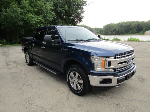 Used 2018 Ford F150 XLT w/ Equipment Group 302A Luxury AWD/4WD image 6