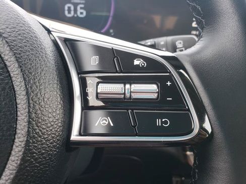 Used 2025 Kia Seltos S AWD/4WD image 25