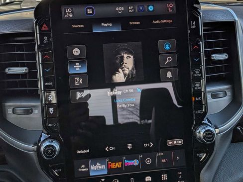 New 2026 RAM 1500 Laramie AWD/4WD image 21