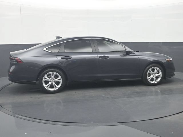Used 2025 Honda Accord LX image 8