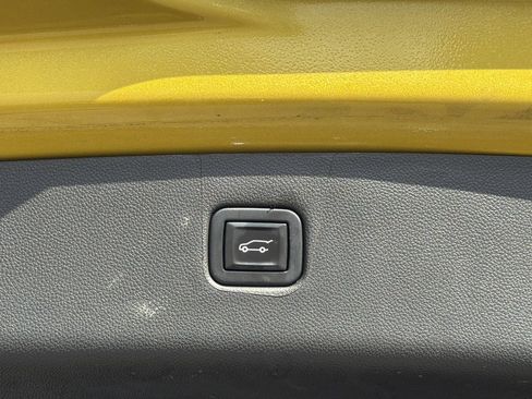 Used 2022 Chevrolet Blazer RS w/ Enhanced Convenience Package AWD/4WD image 19