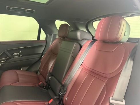 New 2025 Land Rover Range Rover Sport Dynamic SE AWD/4WD image 24