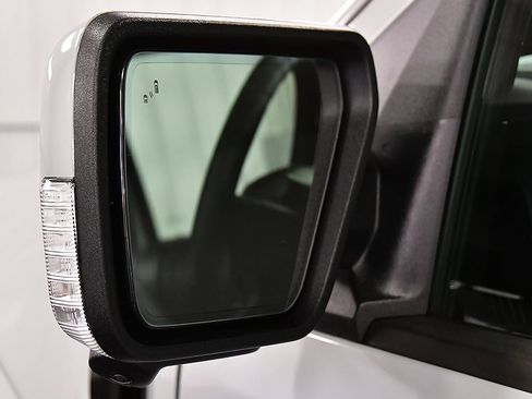 Used 2026 Ford F150 Lariat AWD/4WD image 13