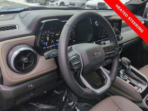 Used 2025 Chevrolet Colorado ZR2 w/ Technology Package image 10