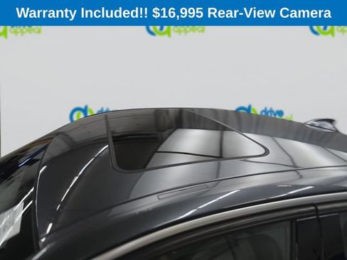 Used 2017 BMW 330i xDrive Sedan AWD/4WD image 14