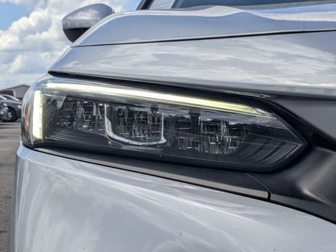 Used 2023 Honda Civic LX image 10