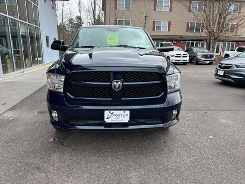 Used 2018 RAM 1500 Express AWD/4WD image 8