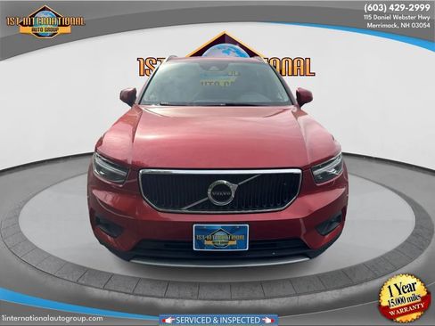Used 2022 Volvo XC40 T5 Momentum AWD/4WD image 3