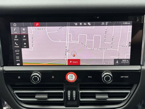 New 2026 Porsche Macan S image 22