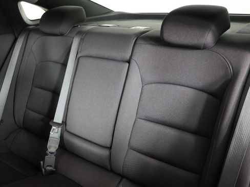 Used 2024 Chevrolet Malibu LT image 30