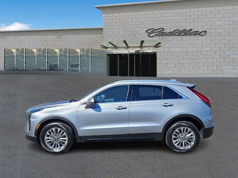 Certified 2024 Cadillac XT4 Premium Luxury image 7