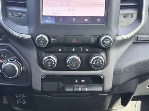 Used 2023 RAM 1500 Big Horn AWD/4WD image 18