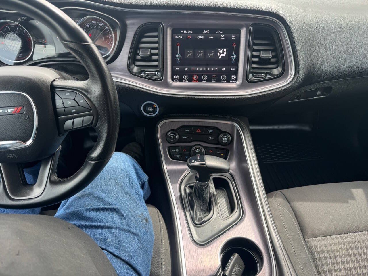 Used 2018 Dodge Challenger R/T w/ Sound Group RWD image 15