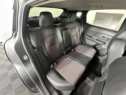 New 2025 Nissan Kicks SR image 14