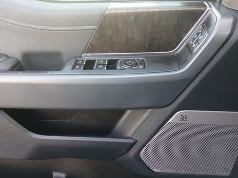 Used 2021 Ford F150 Lariat w/ Equipment Group 502A High AWD/4WD image 17