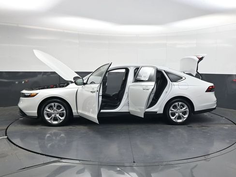 New 2026 Honda Accord LX image 40