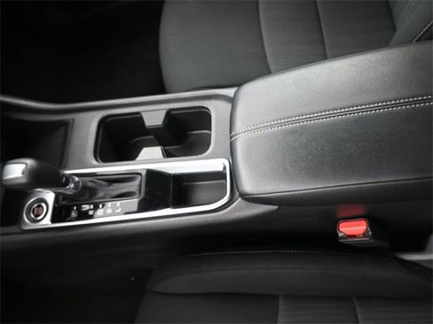 Used 2024 Nissan Sentra SV image 33