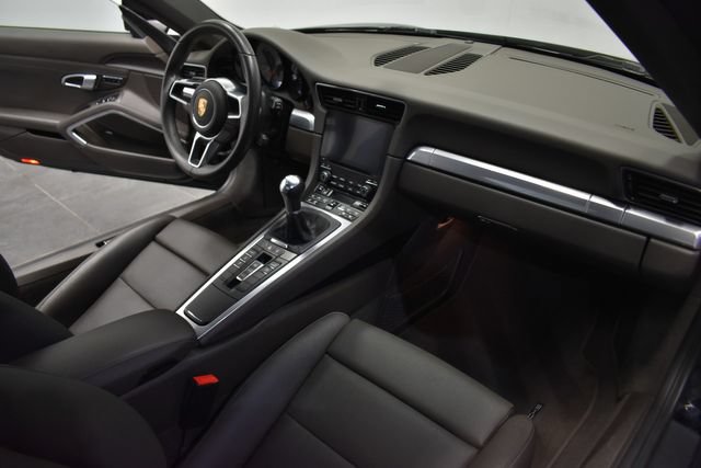 Used 2018 Porsche 911 Carrera S RWD image 14