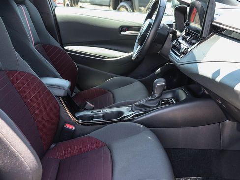 Certified 2025 Toyota Corolla SE w/ Convenience Package FWD image 16