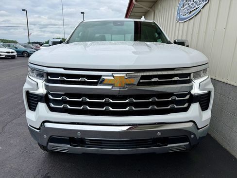 Used 2024 Chevrolet Silverado 1500 LTZ w/ LTZ Premium Package AWD/4WD image 5
