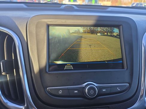 Used 2019 Chevrolet Equinox LT image 22