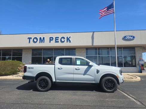 New 2026 Ford Ranger Lariat w/ Black Appearance Package AWD/4WD image 6