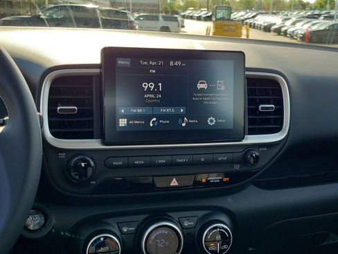 New 2026 Hyundai Venue SEL FWD image 10
