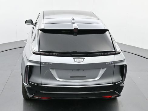 New 2025 Cadillac Lyriq Luxury image 26