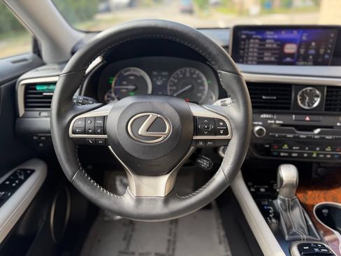 Used 2019 Lexus RX 450h AWD w/ Navigation Package image 27