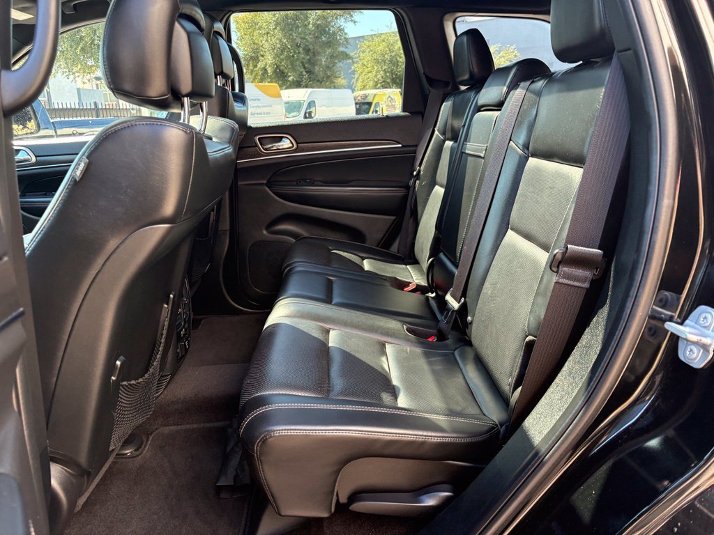 Used 2017 Jeep Grand Cherokee Limited w/ Luxury Group II RWD image 10