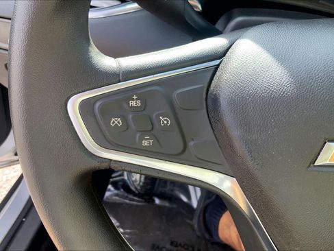 Used 2017 Chevrolet Malibu LT FWD image 23