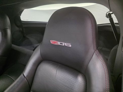 Used 2007 Chevrolet Corvette Z06 w/ Preferred Equipment Group RWD image 19