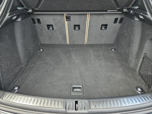 Certified 2026 Porsche Macan AWD/4WD image 31