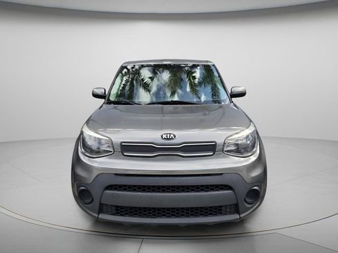 Used 2019 Kia Soul w/ Convenience Package FWD image 3