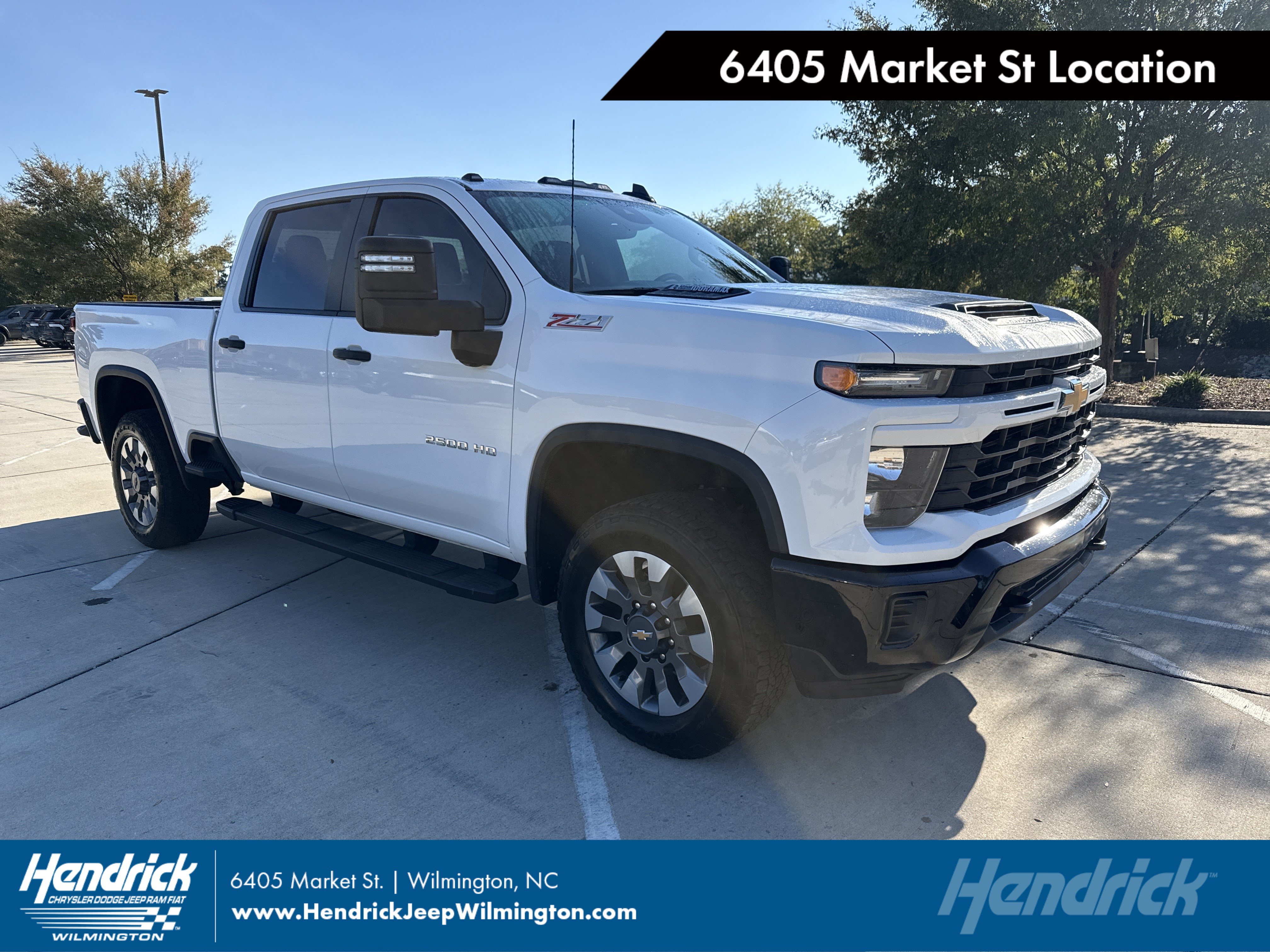 Used 2024 Chevrolet Silverado 2500 Custom w/ Custom Value Package AWD/4WD image 1
