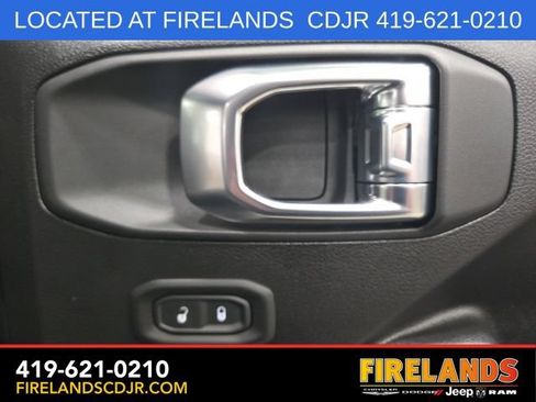 New 2026 Jeep Wrangler Unlimited Rubicon AWD/4WD image 25