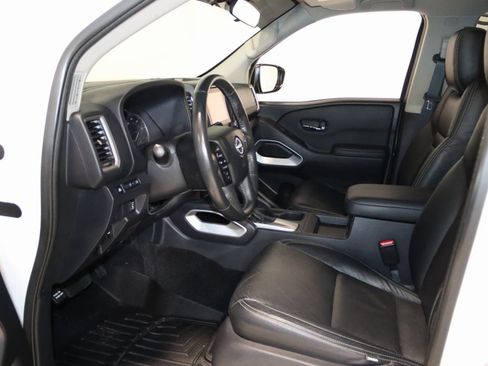 Used 2022 Nissan Frontier SV image 33
