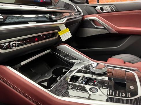 New 2026 BMW X6 xDrive40i w/ Executive Package image 19