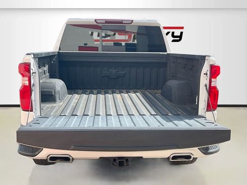 Used 2022 Chevrolet Silverado 1500 High Country AWD/4WD image 27