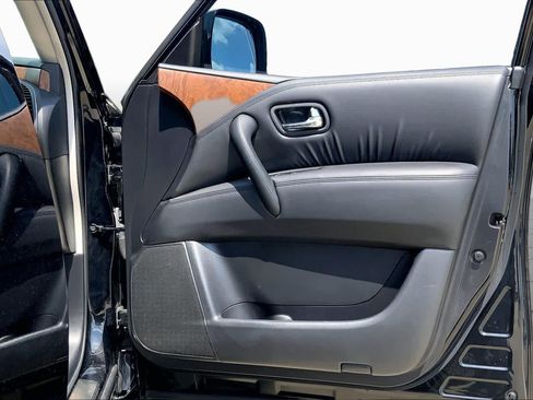 Used 2023 Nissan Armada SL w/ Captain's Chairs Package RWD image 45