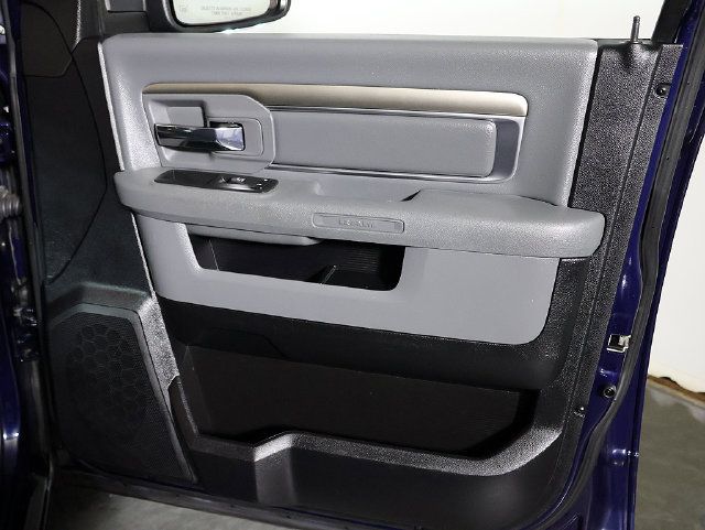 Used 2018 RAM 1500 Big Horn AWD/4WD image 32
